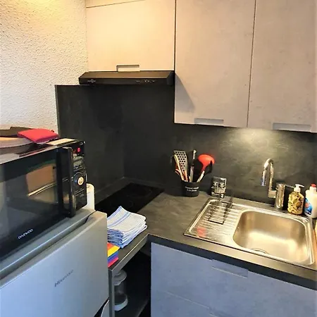 A L'oree Des Pins, Du Tanchet La Pironnière