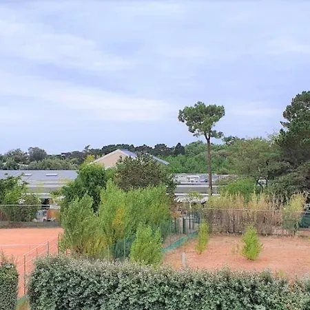 A L'oree Des Pins, Du Tanchet 아파트 *